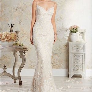 Alfred Angelo Modern Vintage Wedding Dress